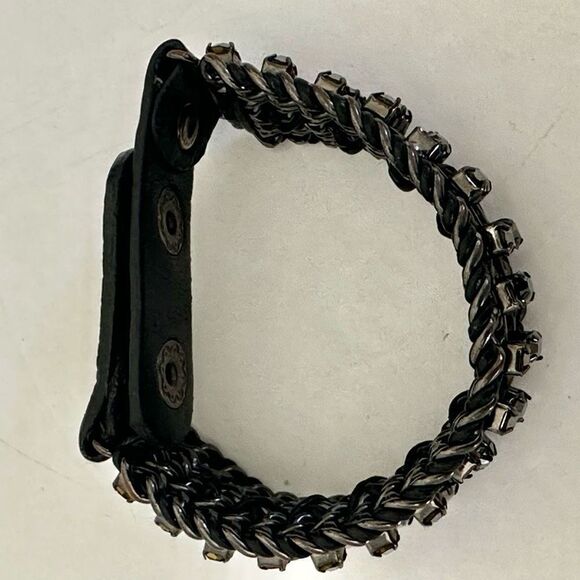 Black rhinestone chain bracelet - Picture 8 of 9